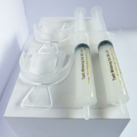 Double syringe teeth whitening kit